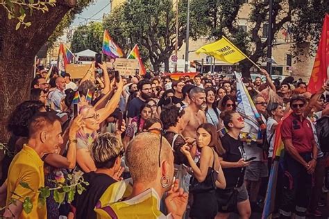 incontro gay siracusa|Bar Gay a Siracusa